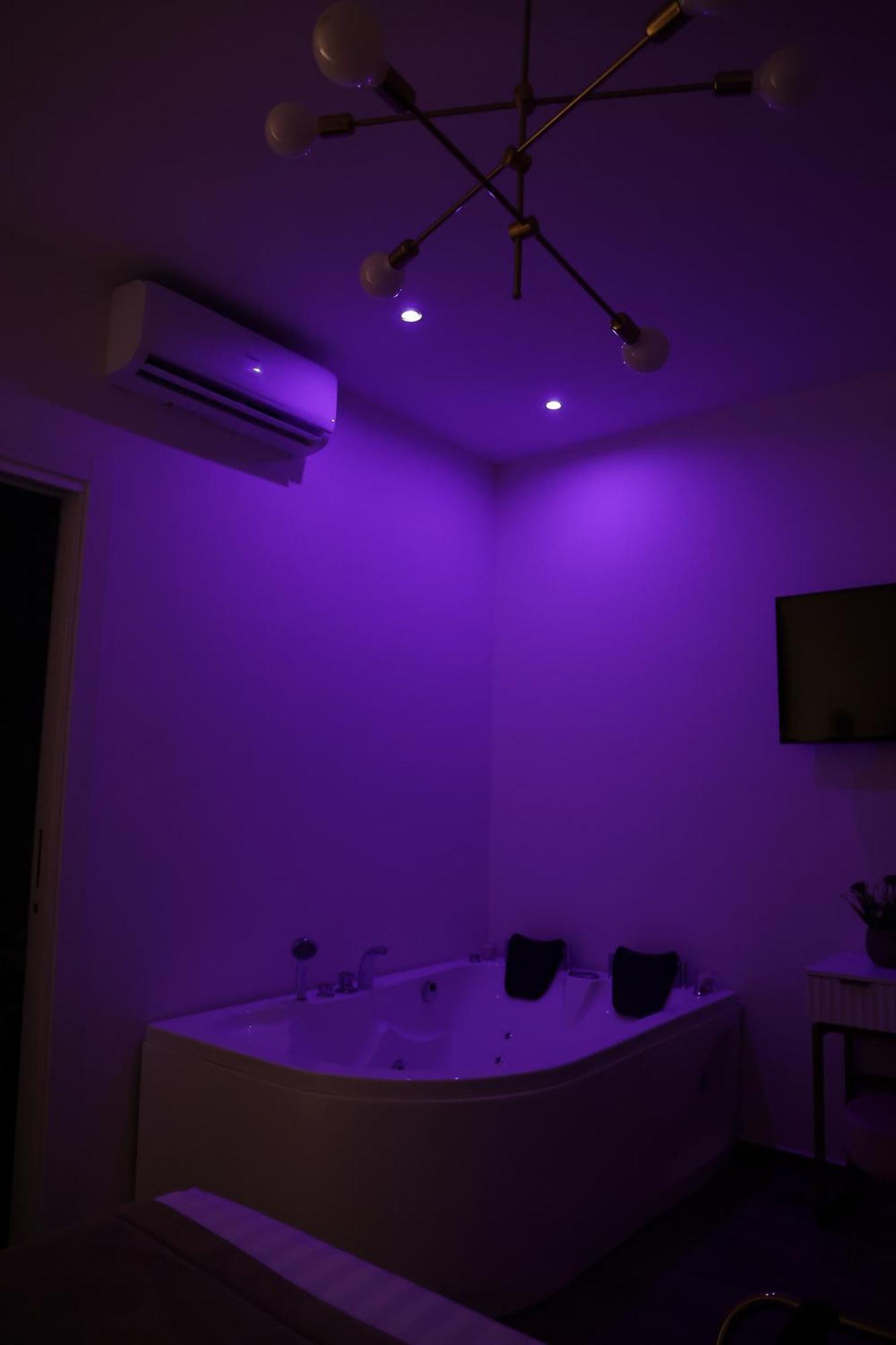 Capuana60 Bed & Breakfast Napoli Bagian luar foto